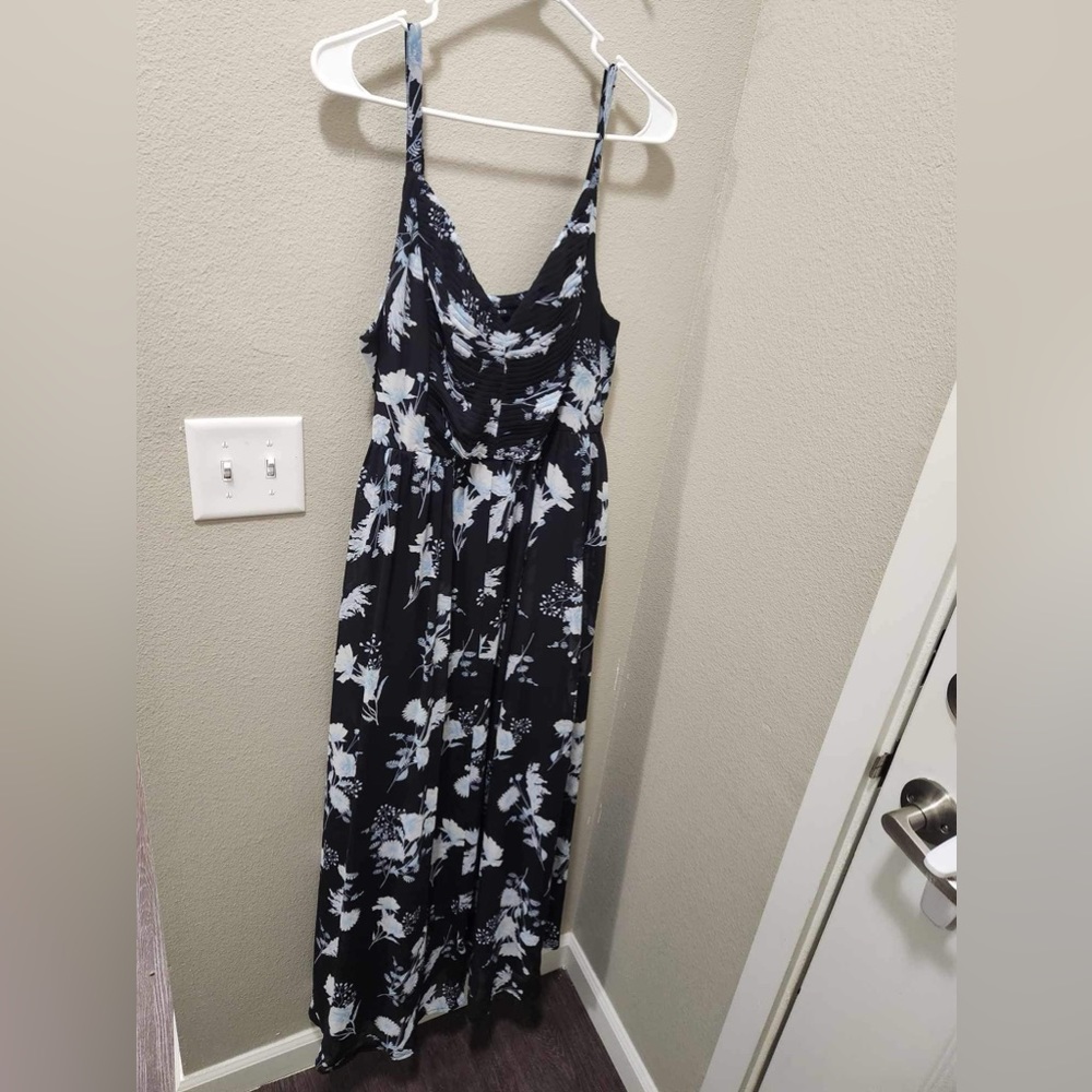 Torrid maxi black floral forms dress